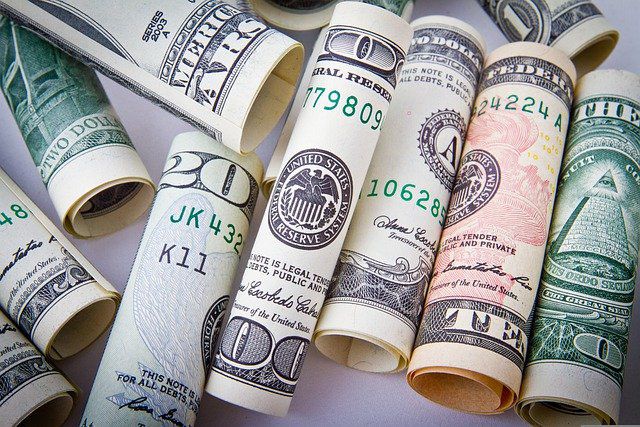 Dollar sweeps to 20 year high sterling on the rope