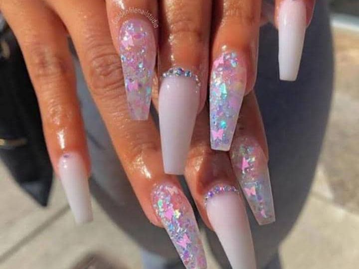nails