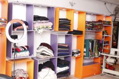 Elevate Your Wardrobe with Stylist Services in Owe