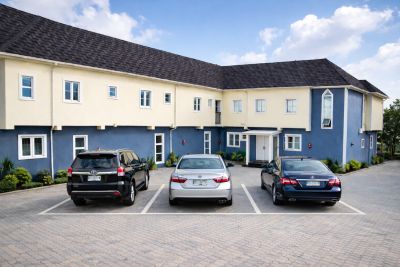 Villa 101 Suites Lounge Comfort Space Peace in Iba